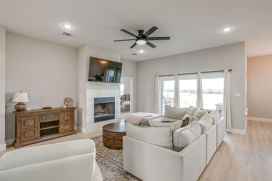 Furnished interior view inside a new home in , Mineral Wells (Image 11).