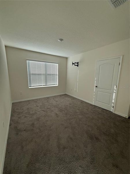 Spacious, unfurnished interior of a new home in , Mount Dora (Image 14).