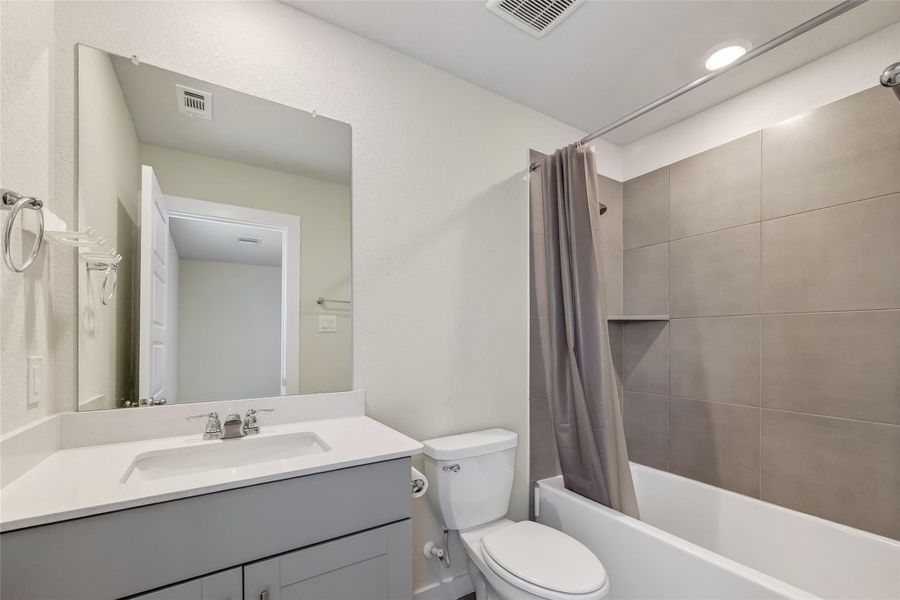 Furnished interior view inside a new home in Heights of Barbers Hill, Baytown (Image 14).