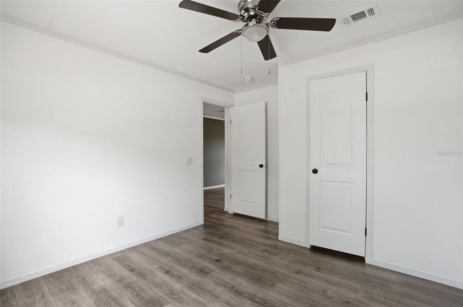 Spacious, unfurnished interior of a new home in , Weeki Wachee (Image 34).