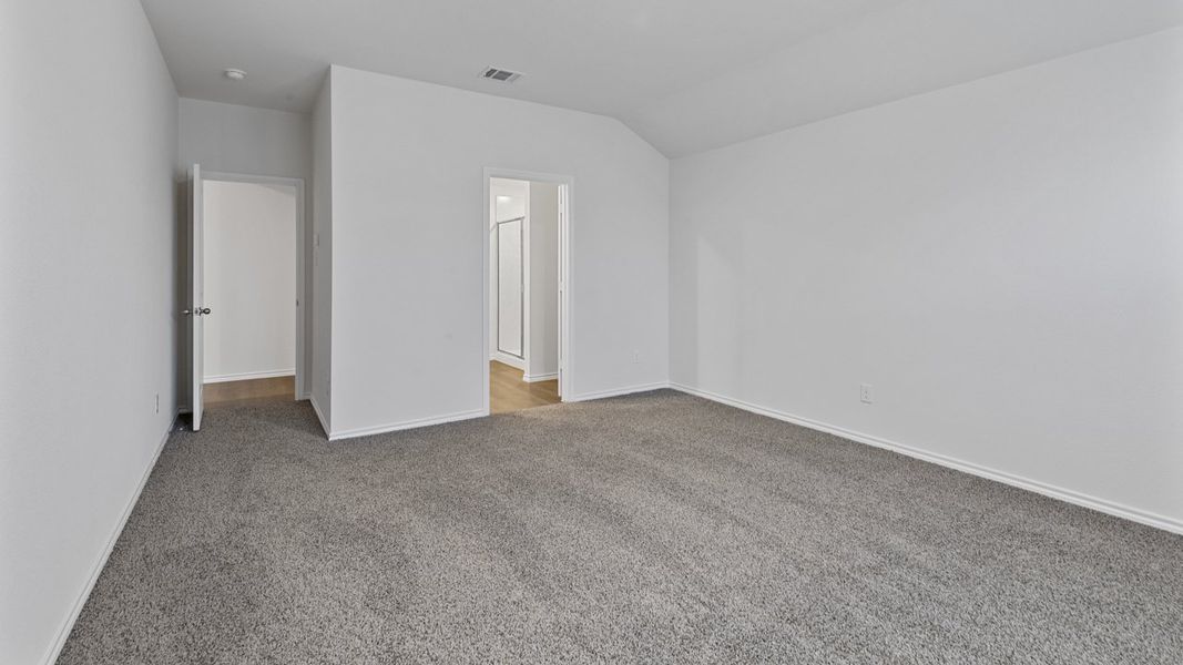 Spacious, unfurnished interior of a new home in Waverly Estates, Josephine (Image 23).