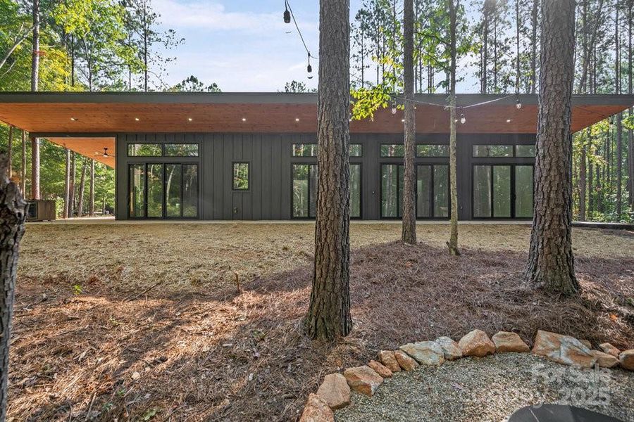 Image 37 of a home in .