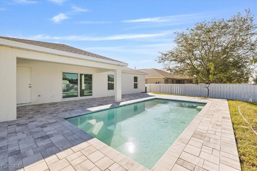 Exterior details and patio area of a home in Cape Coral, Cape Coral (Image 21).