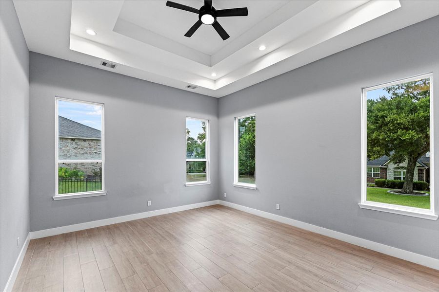 Spacious, unfurnished interior of a new home in , Montgomery (Image 20).