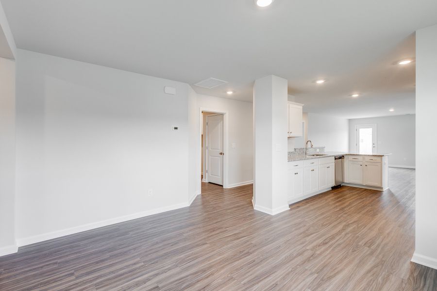 Spacious, unfurnished interior of a new home in Bluefield, Lexington (Image 22). Spacious, unfurnished interior of a new home in Bluefield, Lexington (Image 22).