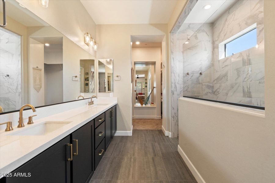 14-103205726 14-103205726