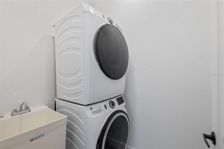 Close-up of interior finishes inside a home in , Port Charlotte (Image 17). Close-up of interior finishes inside a home in , Port Charlotte (Image 17).