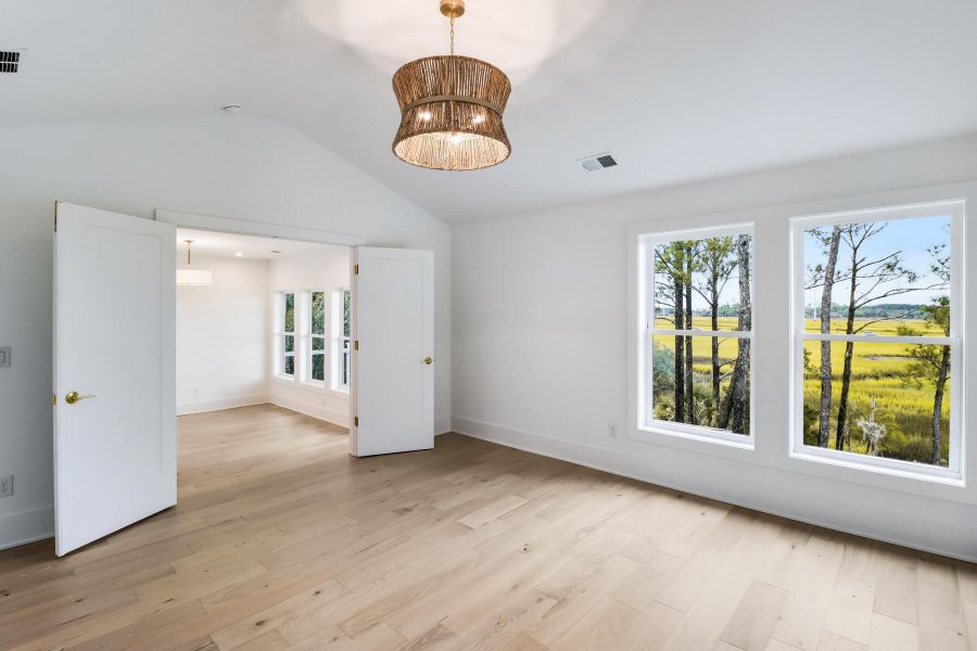 Spacious, unfurnished interior of a new home in The Preserve at Pennys Creek, Johns Island (Image 30).