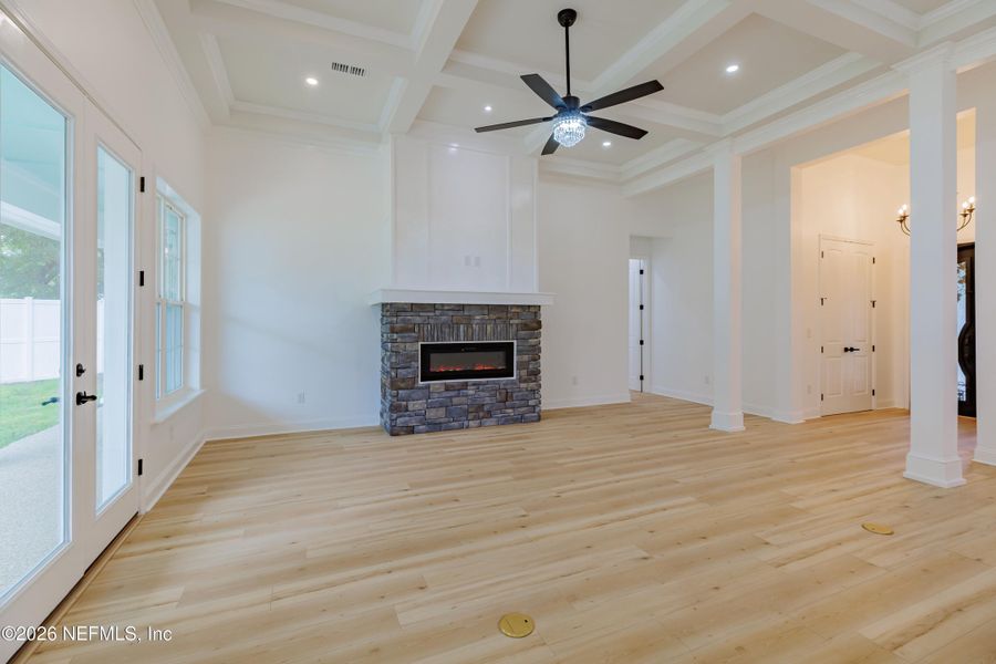 Spacious, unfurnished interior of a new home in , Jacksonville (Image 45).