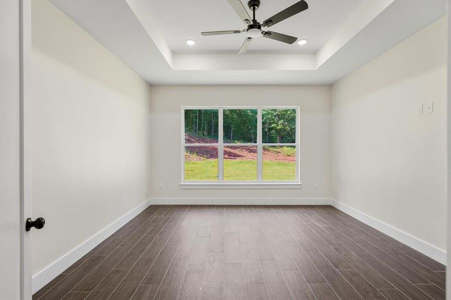 Spacious, unfurnished interior of a new home in , Winona (Image 25).