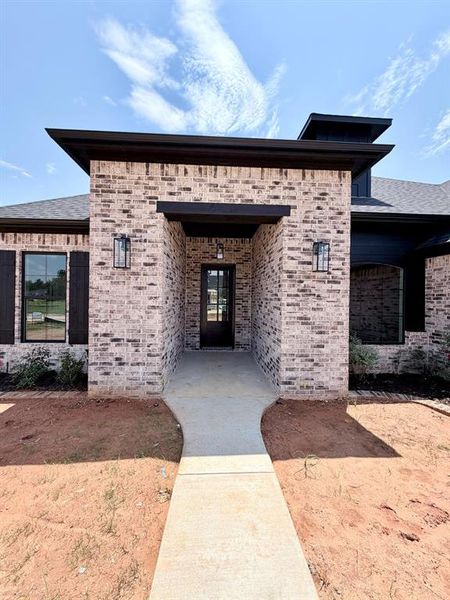 Exterior details and patio area of a home in , Tyler (Image 19).