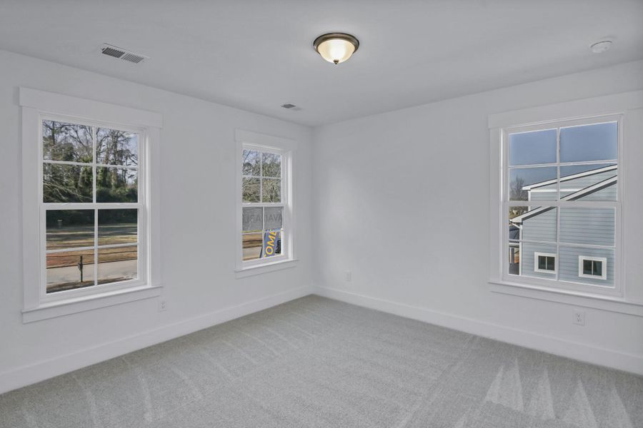 Spacious, unfurnished interior of a new home in Clubside Reserve at Summerlake, Lexington (Image 38).