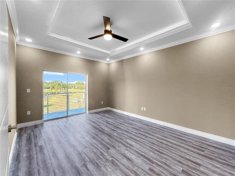 Spacious, unfurnished interior of a new home in , Davenport (Image 28).