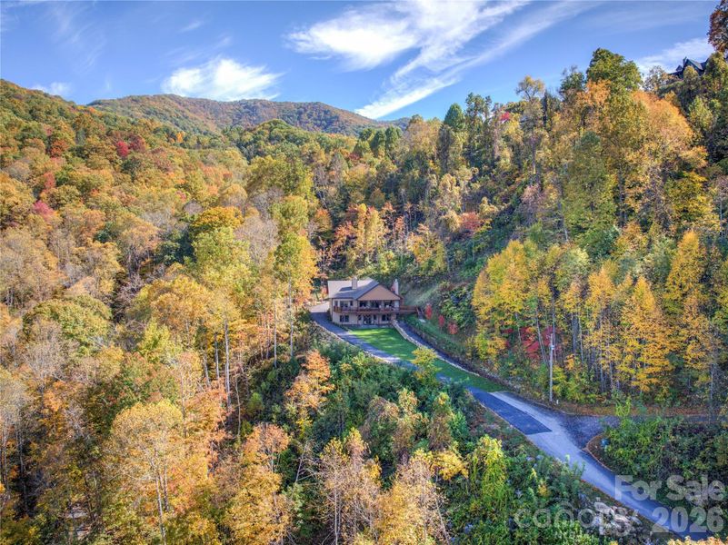Natural landscape and outdoor views near in Waynesville (Image 37). Natural landscape and outdoor views near in Waynesville (Image 37).
