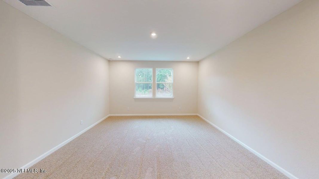 Spacious, unfurnished interior of a new home in Lakes at Bella Lago, Green Cove Springs (Image 12). Spacious, unfurnished interior of a new home in Lakes at Bella Lago, Green Cove Springs (Image 12).