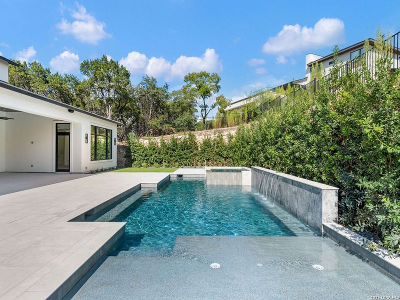 Exterior details and patio area of a home in , San Antonio (Image 4).