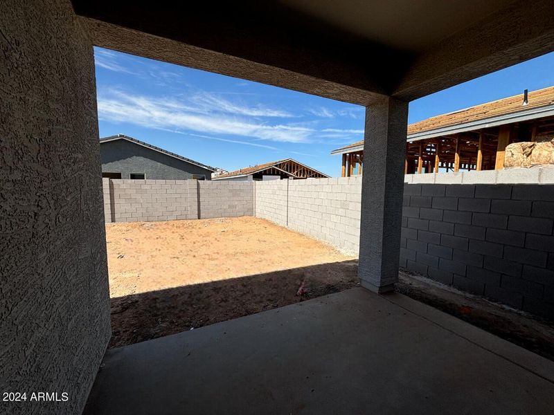 15 Covered Patio-Photoroom