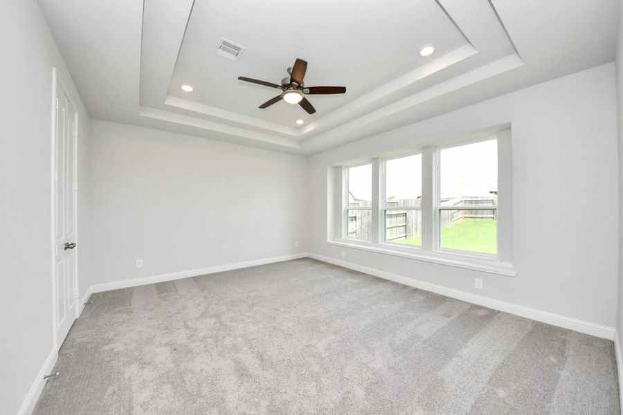 Spacious, unfurnished interior of a new home in ARTAVIA: Hilltop Collection, Conroe (Image 37). Spacious, unfurnished interior of a new home in ARTAVIA: Hilltop Collection, Conroe (Image 37).