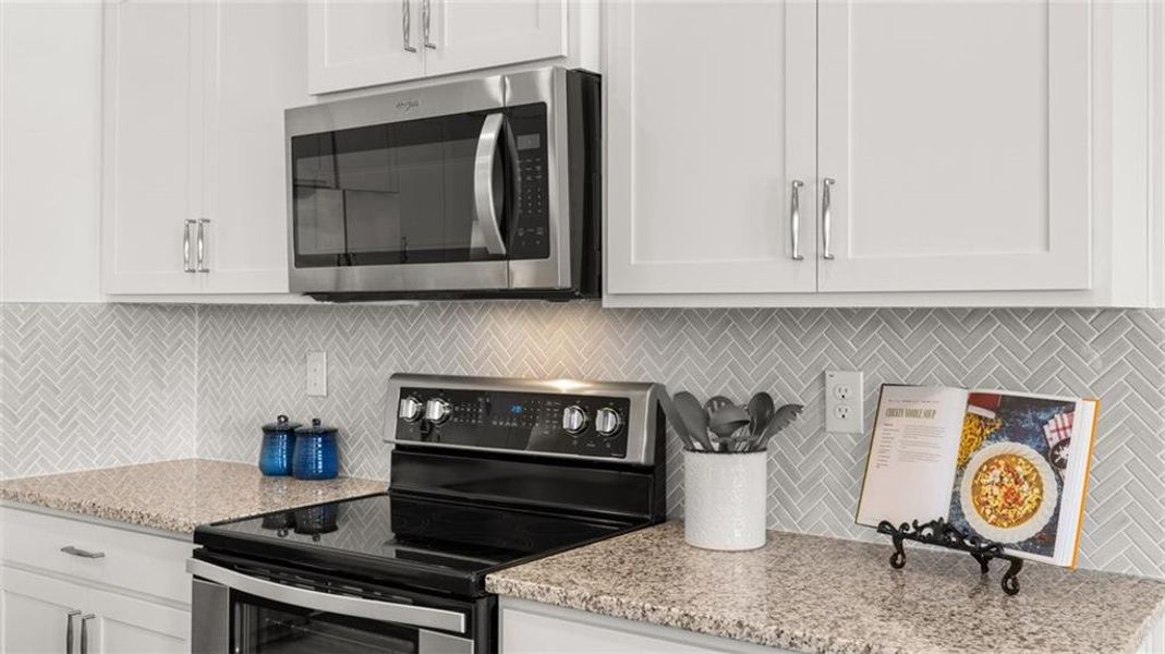 Furnished interior view inside a new home in Kingston Ranch at Lake Oconee, Buckhead (Image 27).