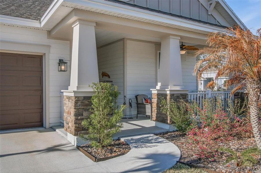 Exterior details and patio area of a home in , Palm Coast (Image 25).