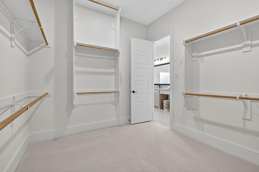 Spacious, unfurnished interior of a new home in The Grove, Fort Worth (Image 21).