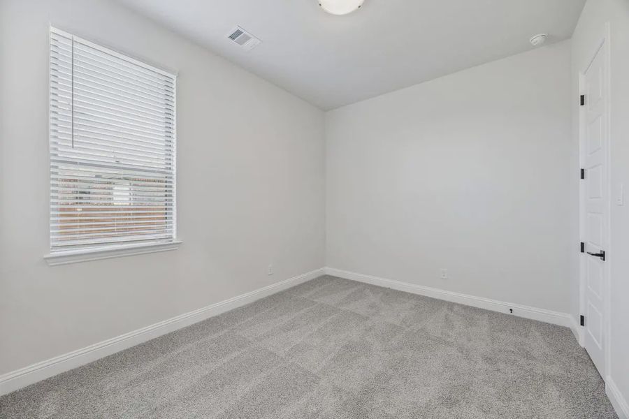 Spacious, unfurnished interior of a new home in Las Lomas, Forney (Image 22). Spacious, unfurnished interior of a new home in Las Lomas, Forney (Image 22).