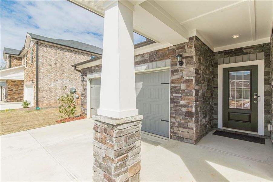 Exterior details and patio area of a home in , Fairburn (Image 24).