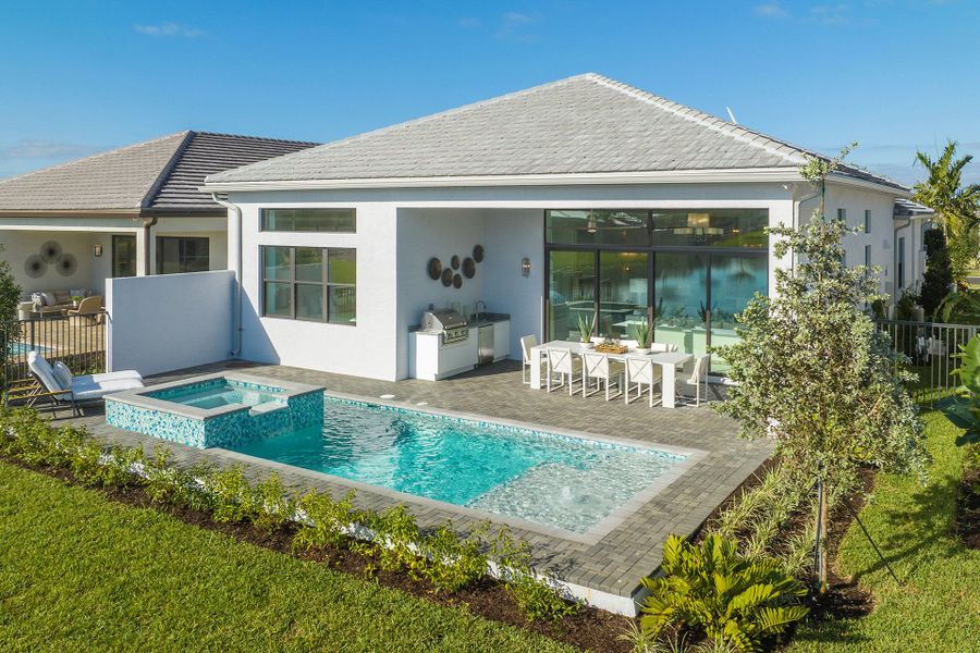 Representative exterior details of a home built from the Venice by GL Homes in Valencia Grand (55+), Boynton Beach (Image 26).