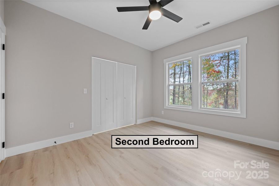 Spacious, unfurnished interior of a new home in , Asheville (Image 37).