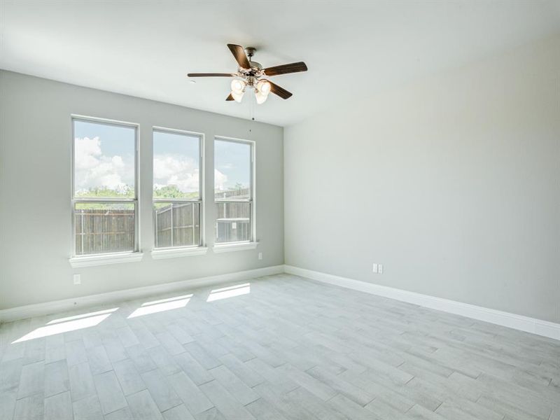 Spacious, unfurnished interior of a new home in Normandy Village, Lewisville (Image 10). Spacious, unfurnished interior of a new home in Normandy Village, Lewisville (Image 10).