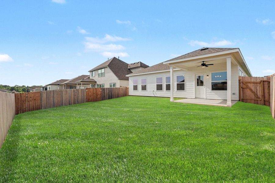 Exterior details and patio area of a home in Clear View Estates, Willis (Image 3).