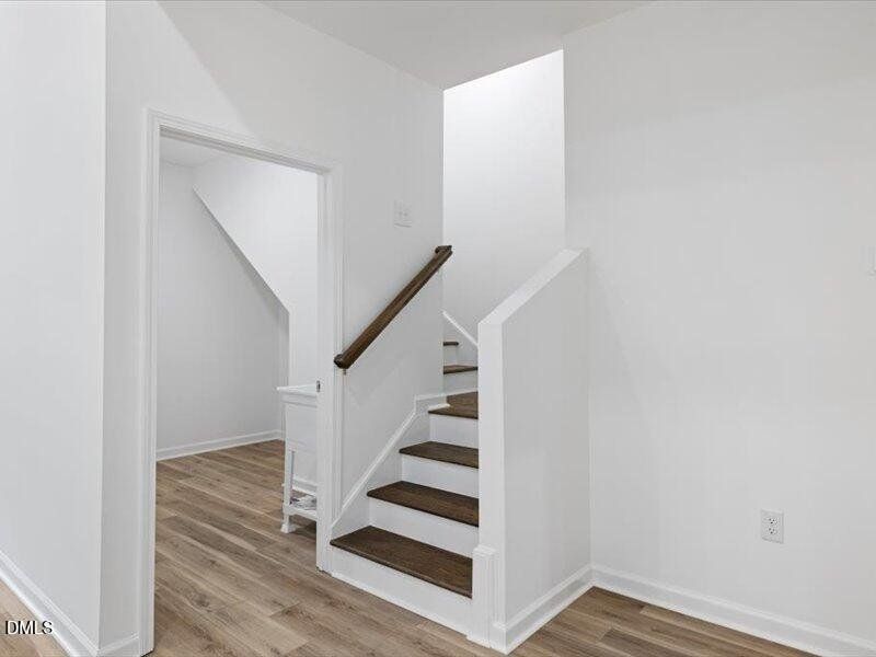 23-ISAB8074 23-ISAB8074