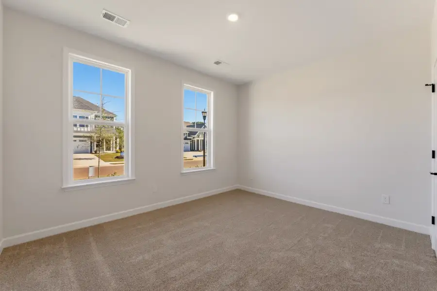 Spacious, unfurnished interior of a new home in Ridgecrest at Midway, Anderson (Image 23).