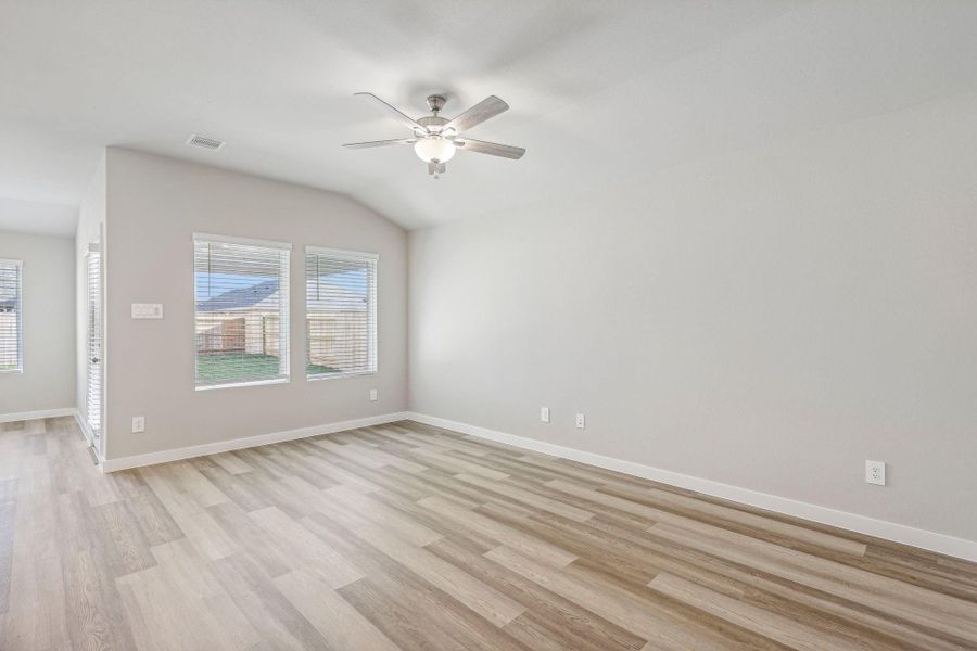 Photo is not of the actual home but is an inspirational photo of builder’s model home and may depict options, furnishings, and/or decorator features that are not included.