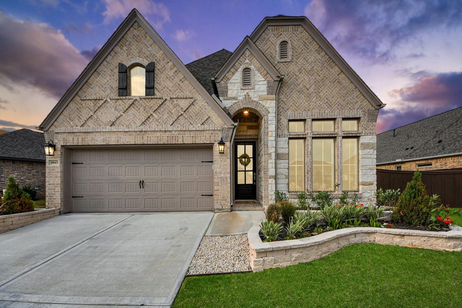 Welcome to 5043 Country Meadow Trails in the award winning master planned community of Meridiana. Welcome to 5043 Country Meadow Trails in the award winning master planned community of Meridiana.