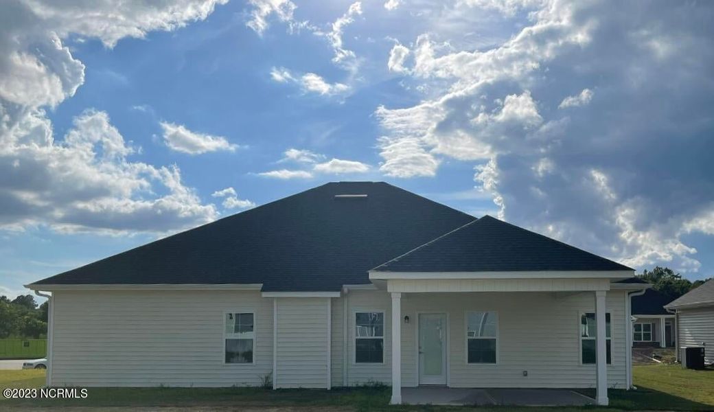 Exterior details and patio area of a home in Summer Place, Grimesland (Image 2). Exterior details and patio area of a home in Summer Place, Grimesland (Image 2).