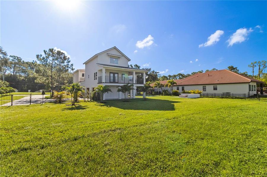 Image 47 of a home in Windermere.