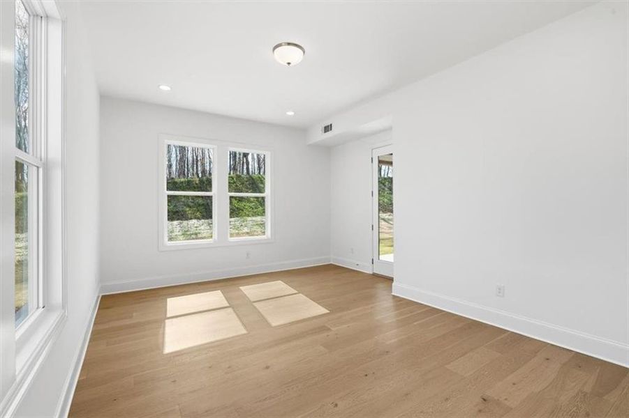 Spacious, unfurnished interior of a new home in , Woodstock (Image 34).
