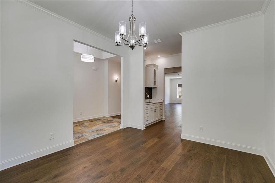 Image 33 of a home in .