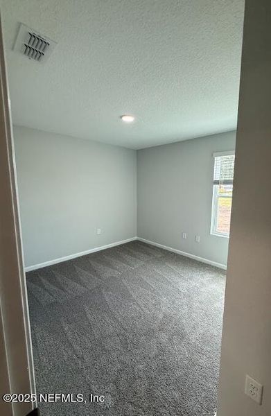 Spacious, unfurnished interior of a new home in , Jacksonville (Image 29).