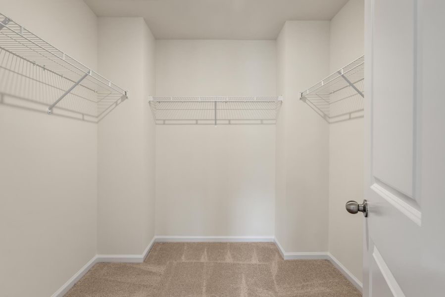 Spacious, unfurnished interior of a new home in The Landings at Montague, Goose Creek (Image 29).