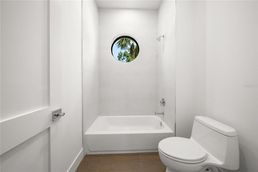 Furnished interior view inside a new home in , Sarasota (Image 12).