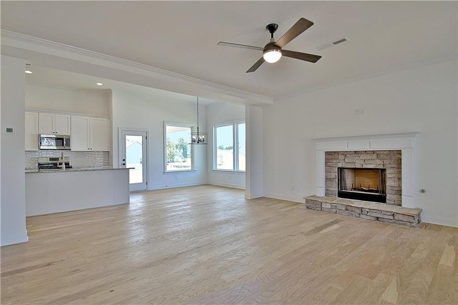 Spacious, unfurnished interior of a new home in , Senoia (Image 19).