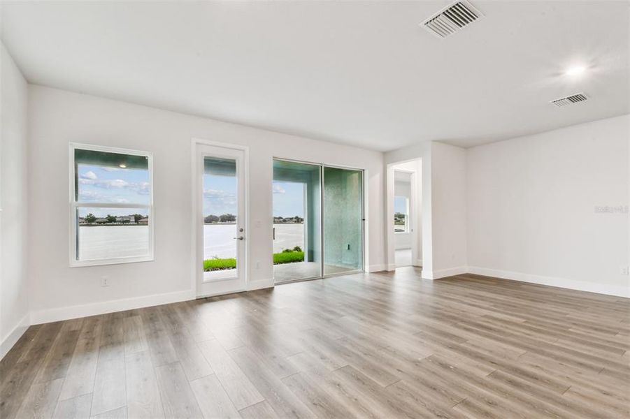 Spacious, unfurnished interior of a new home in The Peninsula at Rhodine Lake, Riverview (Image 28).