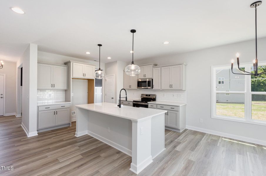 009_cj4a2774-edit_86