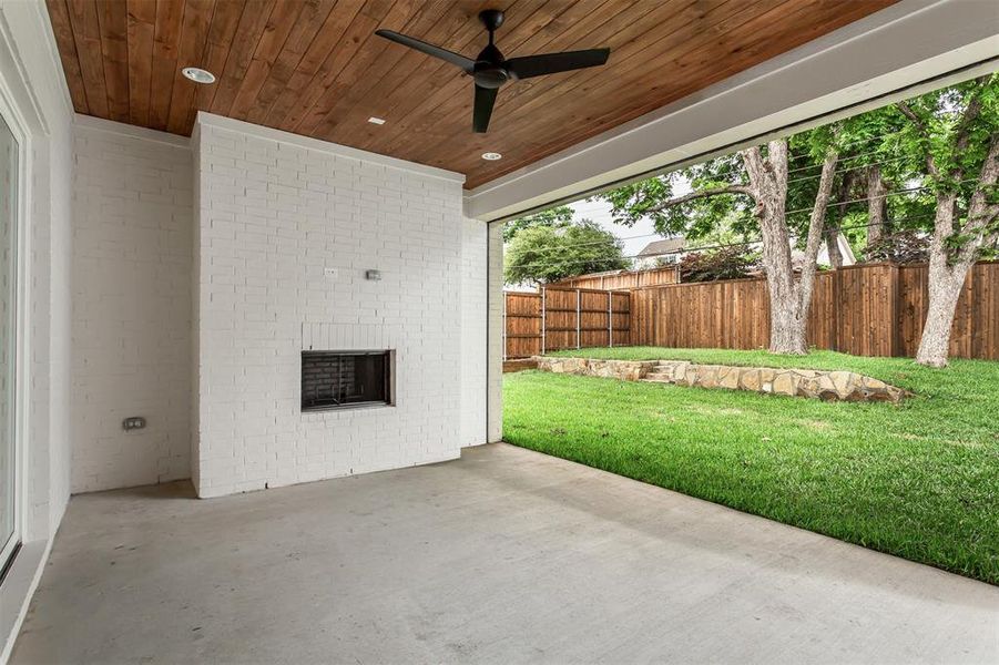 Wood burning fireplace