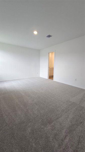 Spacious, unfurnished interior of a new home in Anniston: Watermill Collection, Katy (Image 11).