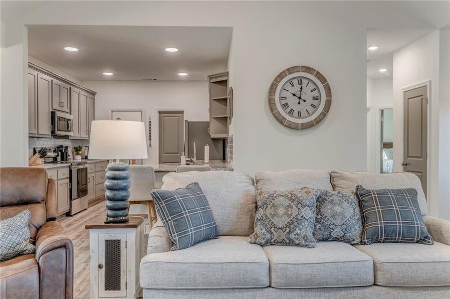 Furnished interior view inside a new home in , Cartersville (Image 7).