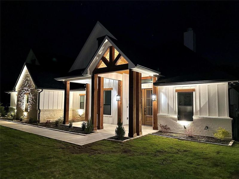 Front exterior of a new home in , Caddo Mills, TX, highlighting curb appeal (Image 2). Front exterior of a new home in , Caddo Mills, TX, highlighting curb appeal (Image 2).