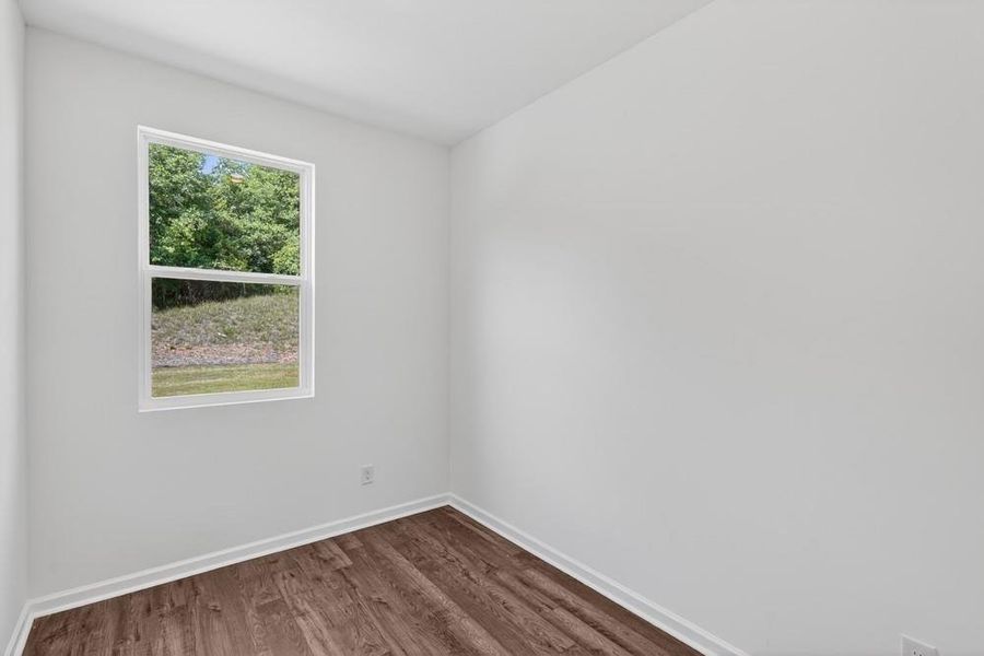 Spacious, unfurnished interior of a new home in Heritage River, Euharlee (Image 22).